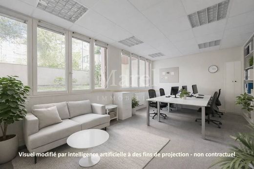 Biuro w Boulogne-Billancourt, Hauts-de-Seine