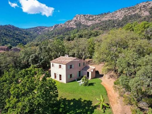 Casa de luxo - La Garde-Freinet, Var