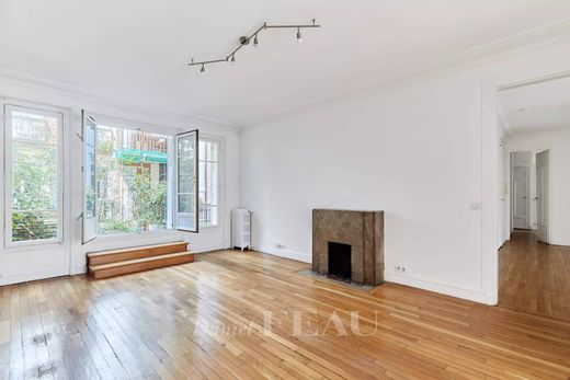 Apartment / Etagenwohnung in Saint-Germain, Odéon, Monnaie, Paris