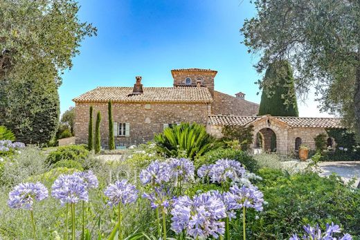 Luxury home in Châteauneuf-Grasse, Alpes-Maritimes