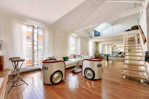 モット・ピケ、コメルス、ネッケル, Parisのアパートメント