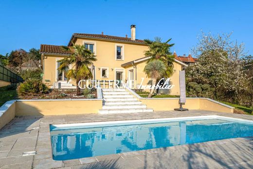 Luxury home in Dardilly, Rhône