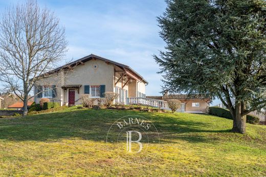 Luxury home in Lancié, Rhône