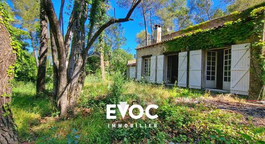 Saint-Clément-de-Rivière, Héraultの高級住宅