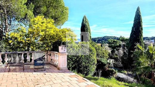 Casa di lusso a Saint-Saturnin-lès-Avignon, Vaucluse