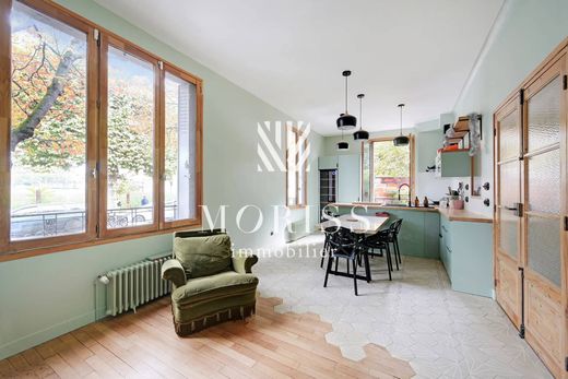 منزل ﻓﻲ Aubervilliers, Seine-Saint-Denis