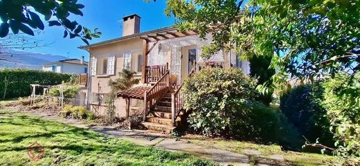 Luksusowy dom w Foix, Ariège