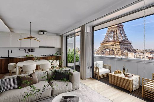 ﺷﻘﺔ ﻓﻲ Tour Eiffel, Invalides – Ecole Militaire, Saint-Thomas d’Aquin, Paris