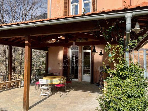 Casa de lujo en Saint-Martin-Vésubie, Alpes Marítimos