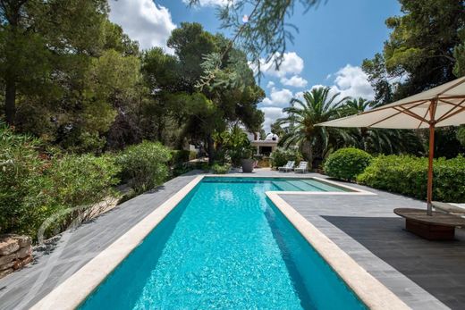Luxury home in Cala d'en Bou, Province of Balearic Islands