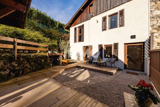 Casa de luxo - Saint-Jorioz, Alta Sabóia