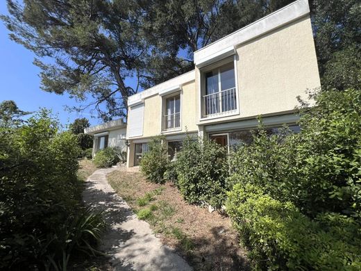 ﻓﻴﻼ ﻓﻲ Calvisson, Gard