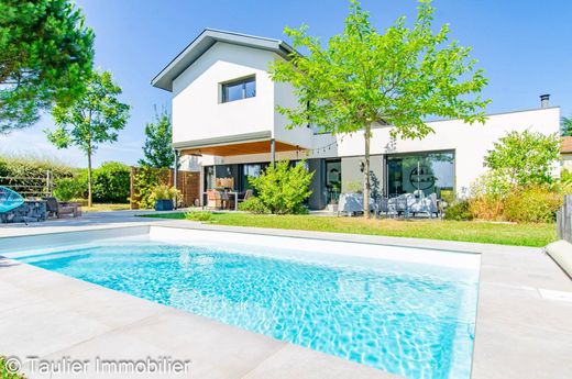 Villa in Grenoble, Isère