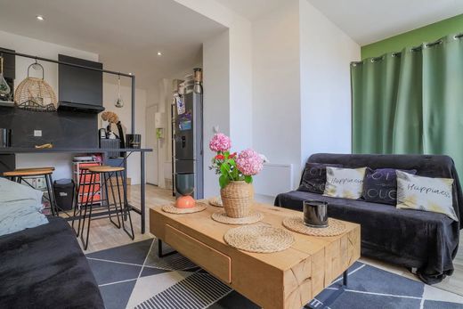 Apartment in Saint-Quentin, Aisne