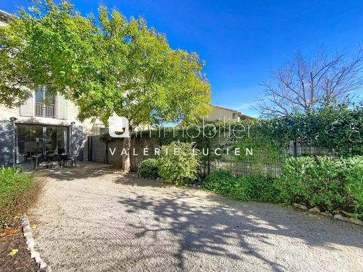 Casa di lusso a Saint-Rémy-de-Provence, Bocche del Rodano