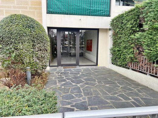 Apartment in Saint-Maur-des-Fossés, Val-de-Marne