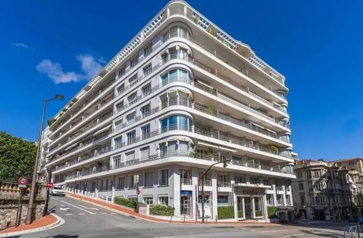 Apartment / Etagenwohnung in Monaco