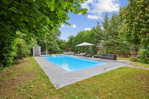 Luxury home in Saint-Maur-des-Fossés, Val-de-Marne