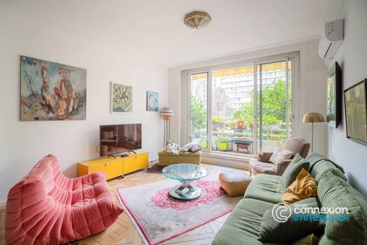 Квартира, La Muette, Auteuil, Porte Dauphine, Paris