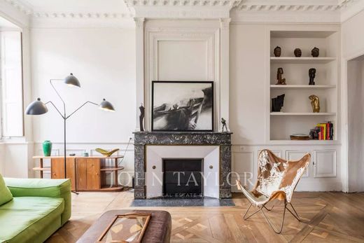 Apartment in Bordeaux, Gironde