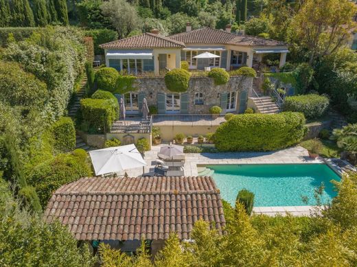 Luxus-Haus in Mougins, Alpes-Maritimes