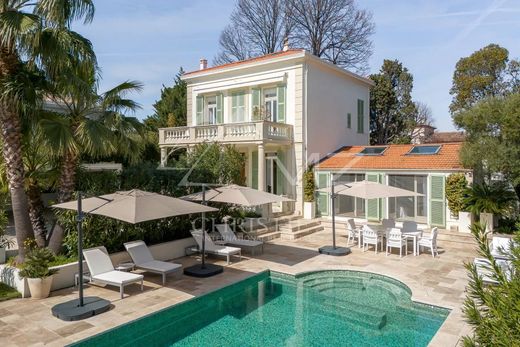 Casa de lujo en Antibes, Alpes Marítimos