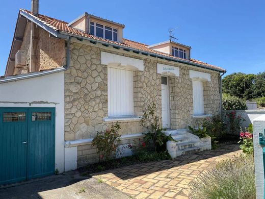 Luxe woning in Châtelaillon-Plage, Charente-Maritime