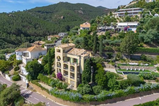 Villa in Théoule-sur-Mer, Alpes-Maritimes