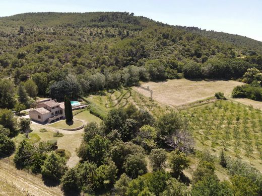 Maison de luxe à Grambois, Vaucluse