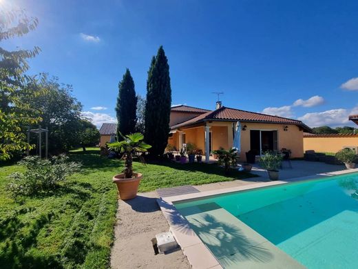 Luxury home in Villefranche-sur-Saône, Rhône
