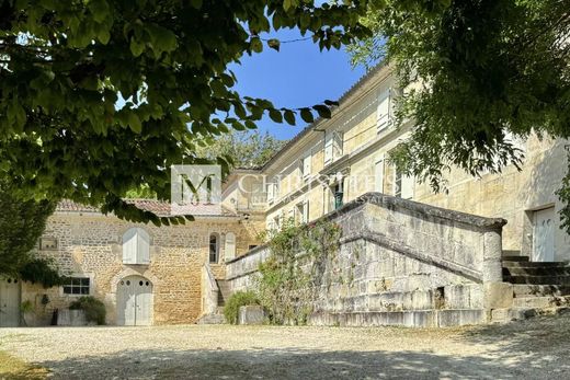 Πολυτελή κατοικία σε Ανγκουλέμ, Charente