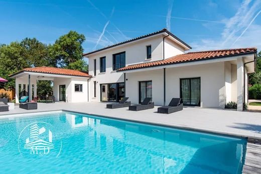 Luxury home in Castelmaurou, Upper Garonne