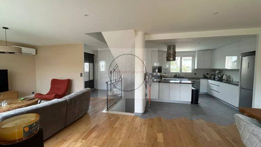 Casa di lusso a Chennevières-sur-Marne, Val-de-Marne