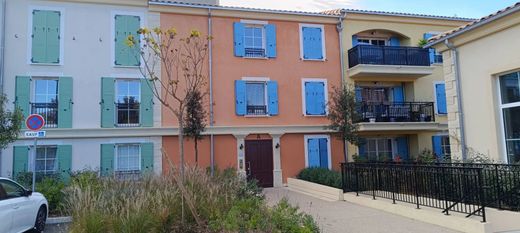 Apartment in Roquefort-les-Pins, Alpes-Maritimes