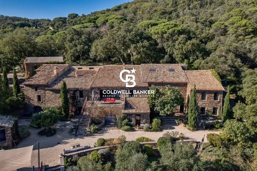 Luxe woning in La Garde-Freinet, Var