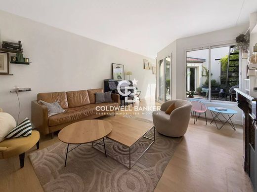 Luxe woning in Puteaux, Hauts-de-Seine