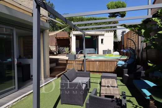 Luxe woning in Grasse, Alpes-Maritimes