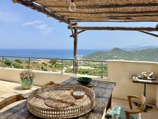 Luxury home in Monticello, Upper Corsica