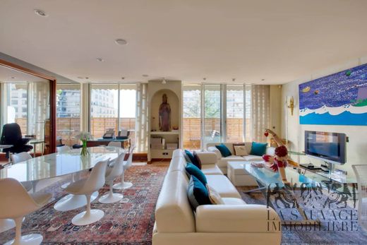 Apartment in La Muette, Auteuil, Porte Dauphine, Paris