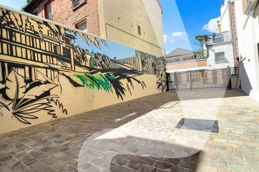 Apartment in Montreuil, Seine-Saint-Denis