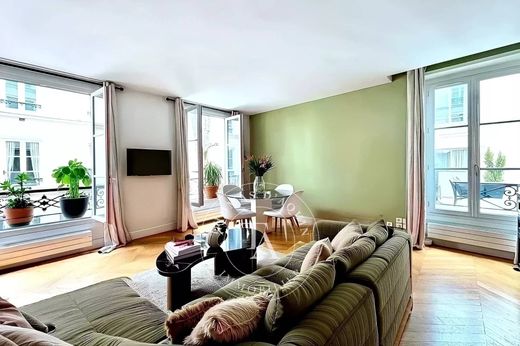 Apartment / Etagenwohnung in Saint-Germain, Odéon, Monnaie, Paris