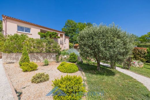 Villa in Manosque, Alpes-de-Haute-Provence