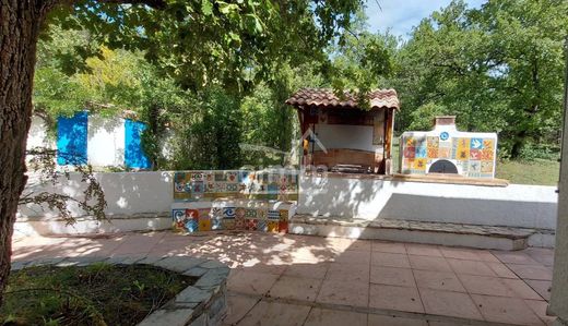 Luxury home in Châteauneuf-de-Chabre, Hautes-Alpes