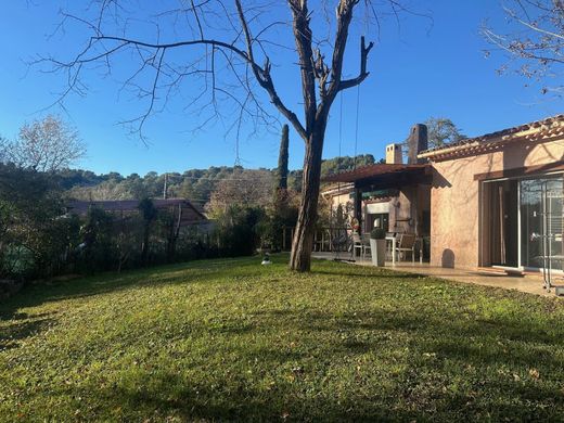 Villa in La Colle-sur-Loup, Alpes-Maritimes