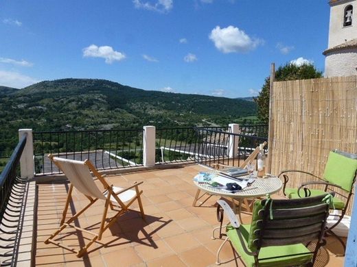 Luxury home in Coursegoules, Alpes-Maritimes
