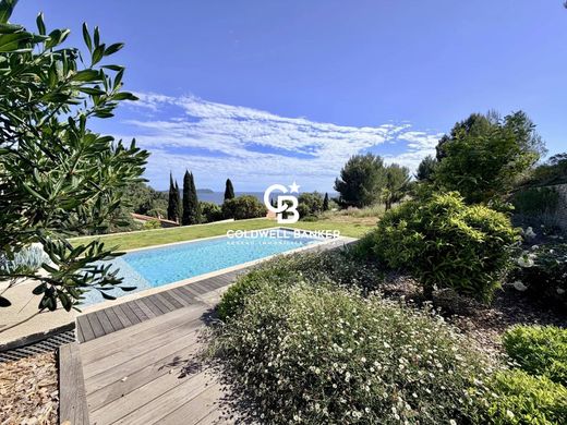 Вилла, Carqueiranne, Var