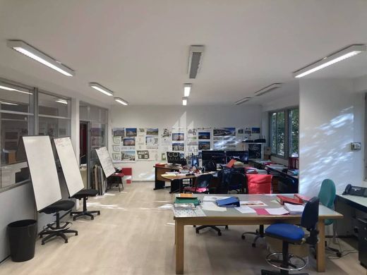 Biuro w Grenoble, Isère