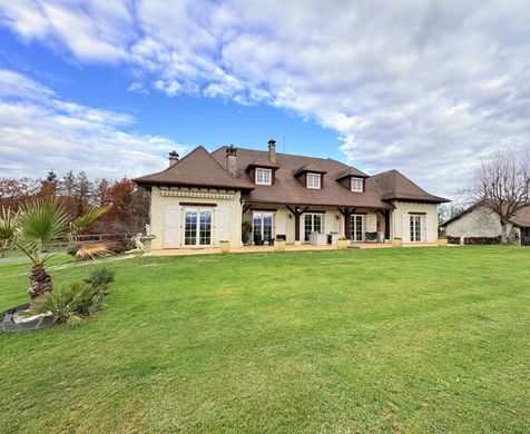 Элитный дом, Tarbes, Hautes-Pyrénées