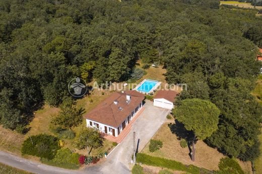 Luxus-Haus in Gragnague, Haute-Garonne