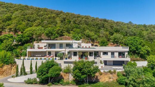 Willa w La Londe-les-Maures, Var